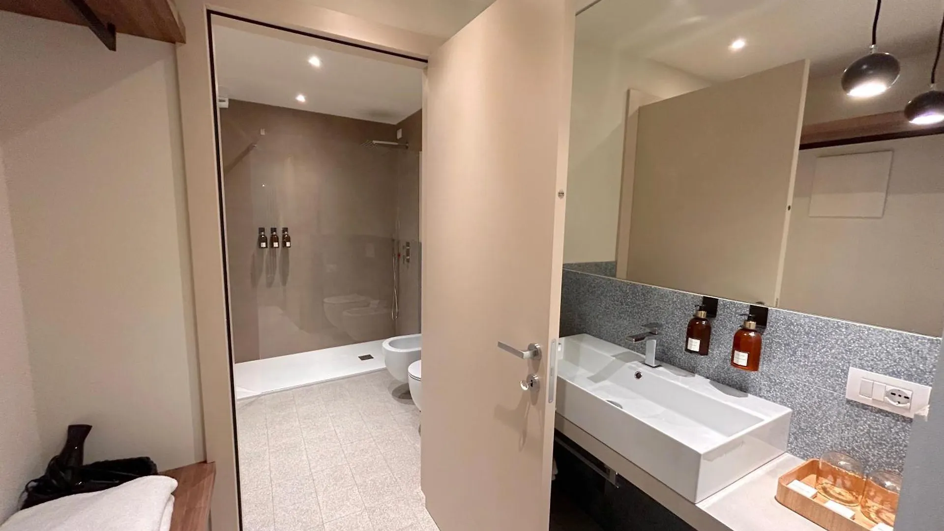 The Lake Suites Com - Luxury Stay In Lazise 0*,  Italy
