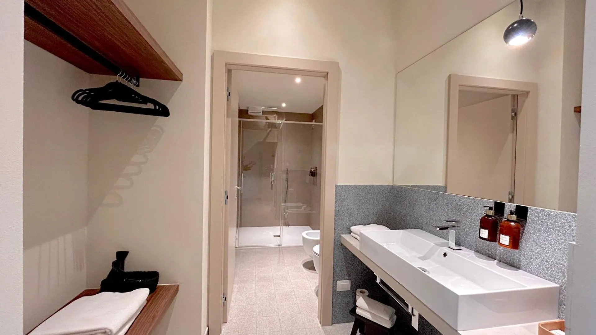 Bed & Breakfast The Lake Suites Com - Luxury Stay In Lazise