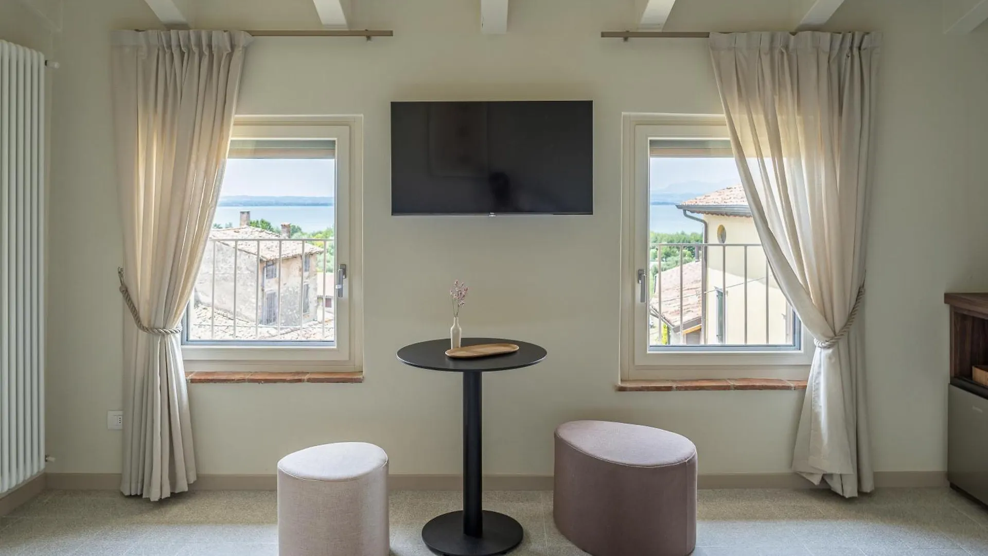 The Lake Suites Com - Luxury Stay In Lazise 0*,  Italy