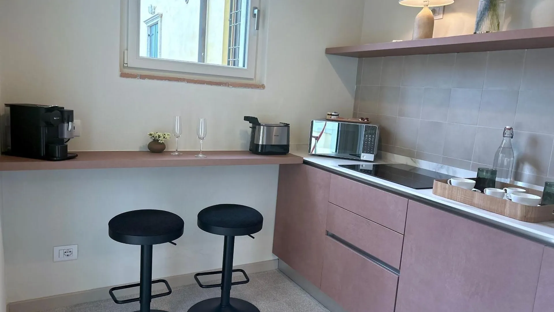 The Lake Suites Com - Luxury Stay In Lazise Italy