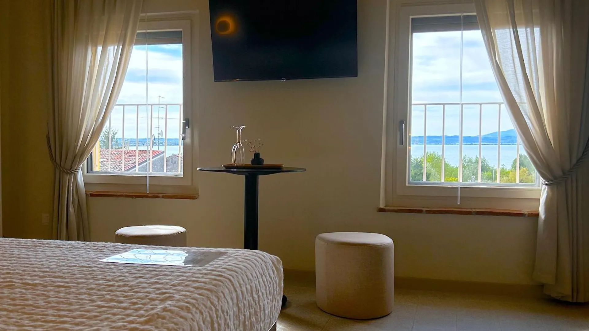 The Lake Suites Com - Luxury Stay In Lazise Oda ve Kahvaltı