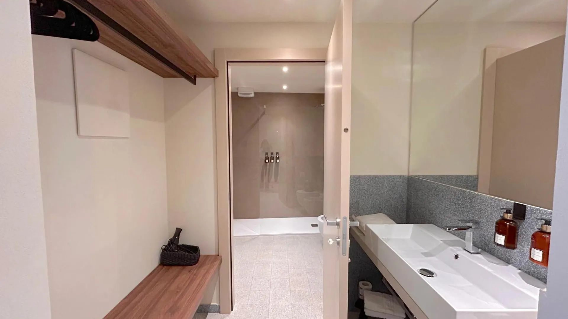 Bed & Breakfast The Lake Suites Com - Luxury Stay In Lazise Italia